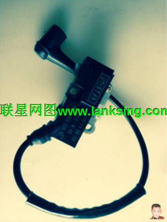 �����A ��˹�߼{ K750 K760�c(di��n)����